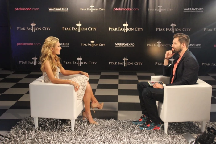 Ptak Fashion City - Paris Hilton