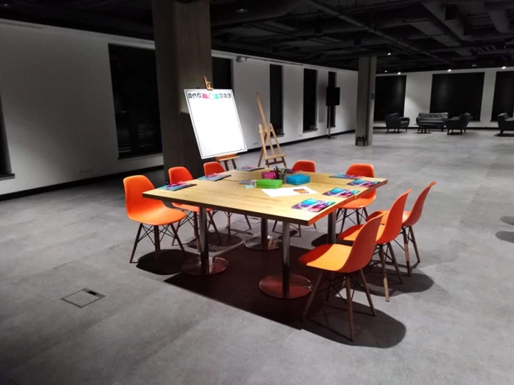 EAMES K ORANGE