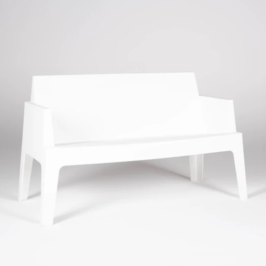 BOX SOFA W