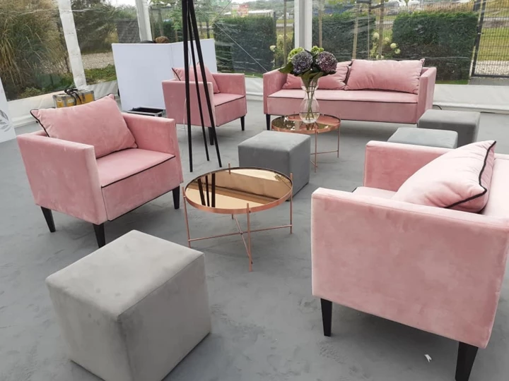 VIVA FLAMINGO SOFA